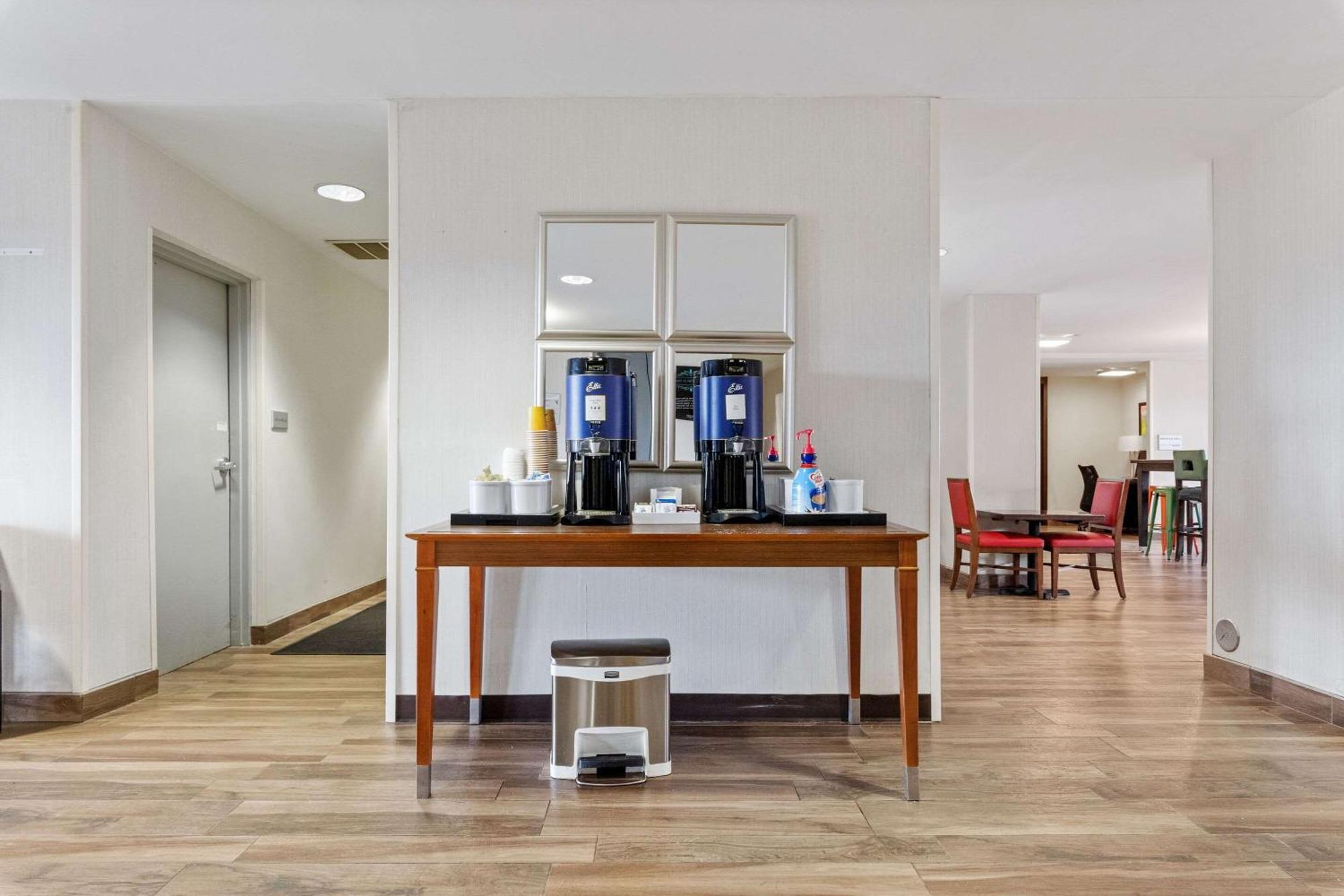 Allentown Park Hotel, Ascend Hotel Collection Fogelsville Extérieur photo